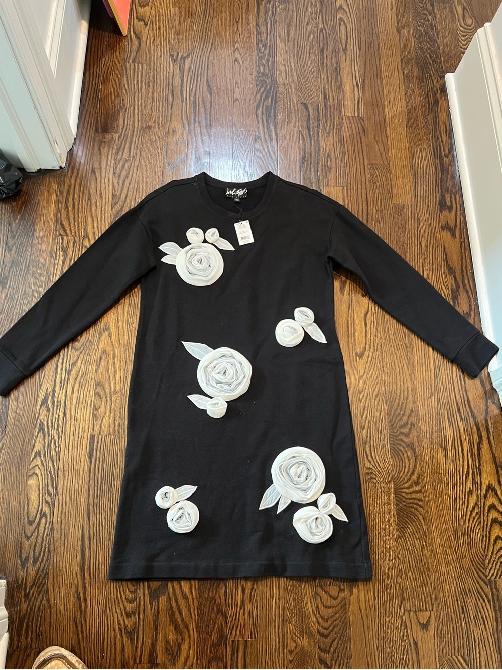 Lord & Taylor 424 Dress with White Floral Appliqués